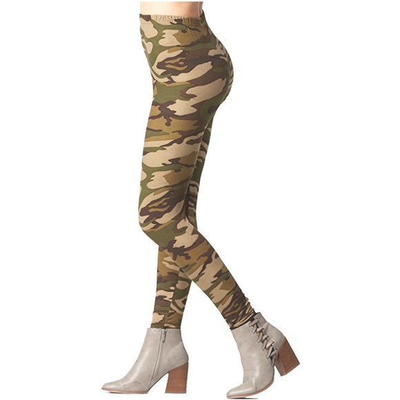 Never Worn Premium Ultra Soft Light Camo Leggings - Picture 4 of 5